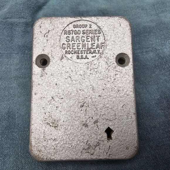 Sargent & Greenleaf Group 2 - R6700 Lock Backplates S&G Manipulation Proof - Picture 6 of 7
